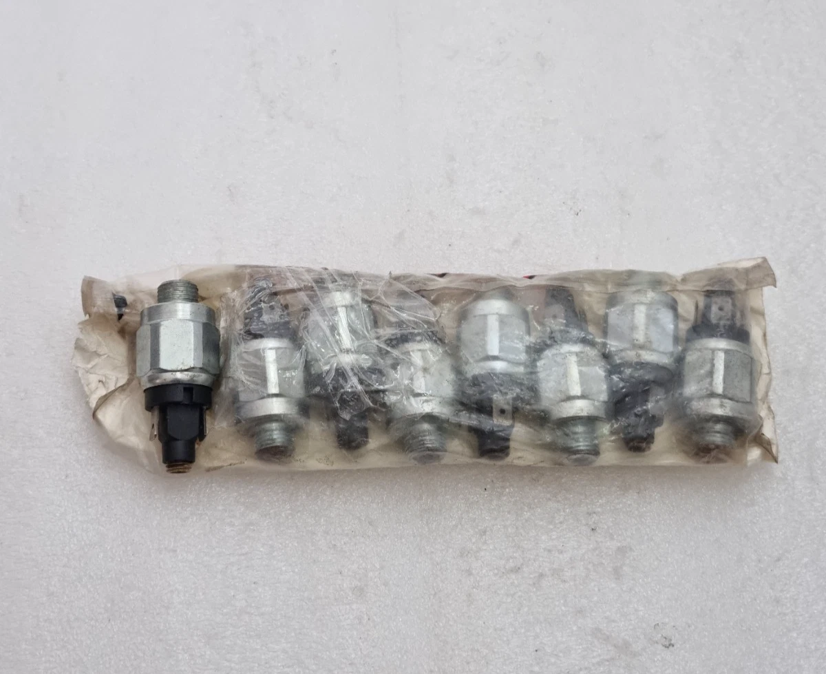 One Pcs 3154075001 02/02 Industrial Hydraulic Pressure Switch (New)